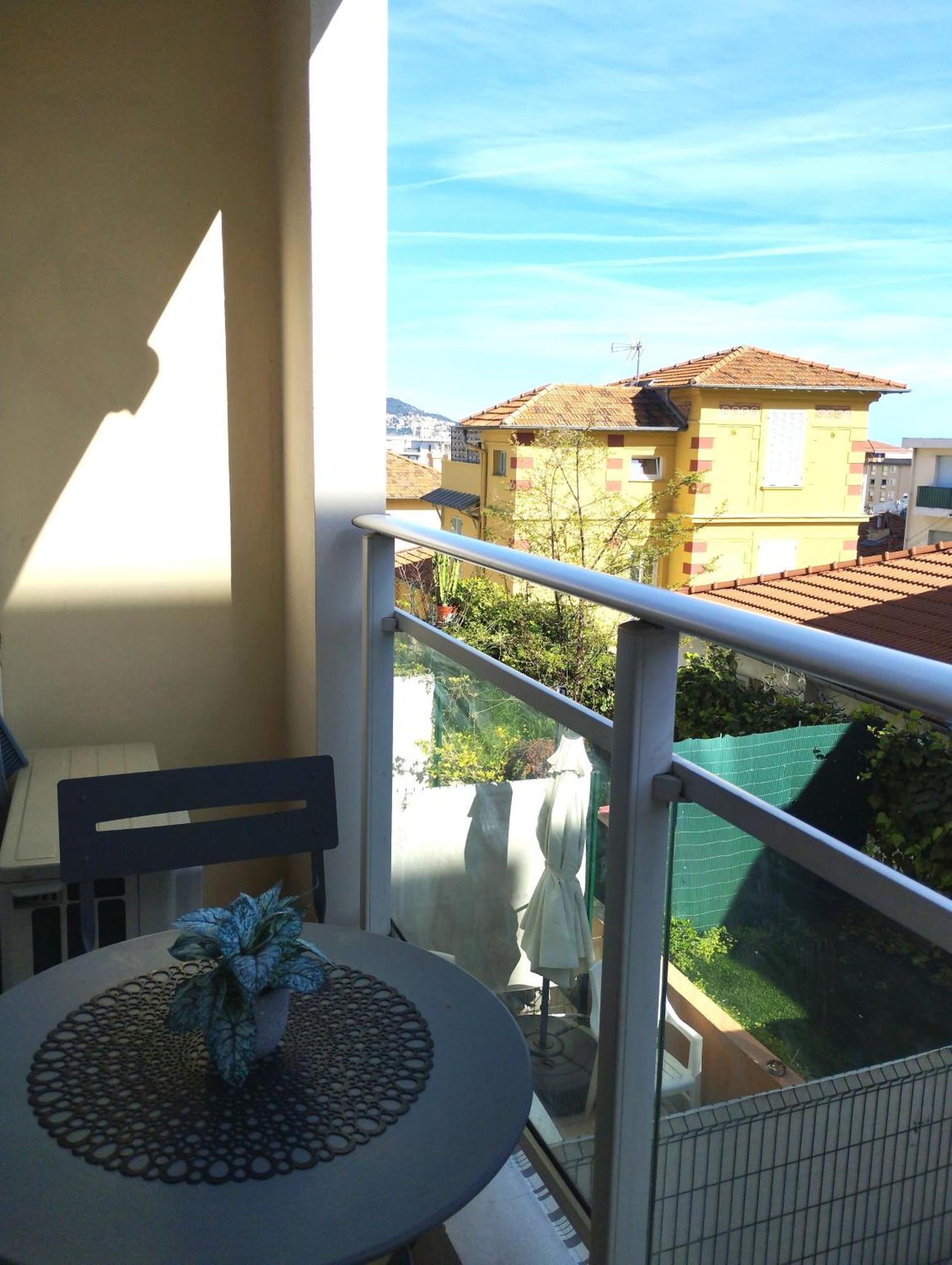 Studio Climatise, Lumineux A 5 Min De La Promenade Des Anglais Apartment Ница Екстериор снимка